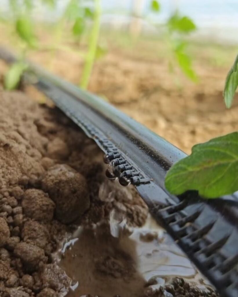 PE drip irrigation tape, farm garden water drip tube matched with water storage bag pipe fittings